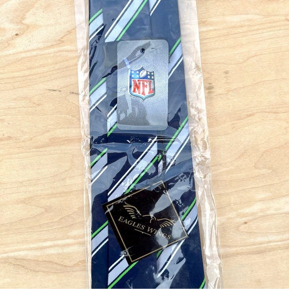 Seattle Seahawks Tie NFL Licensed Neck Ties Eagles Wings 12th Man NWT - Picture 7 of 8